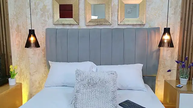 Snapshot of Tifany_boobsgb chatting on 6, 2, 2026 Tifany boobsgb online show from 6, 2, 2026