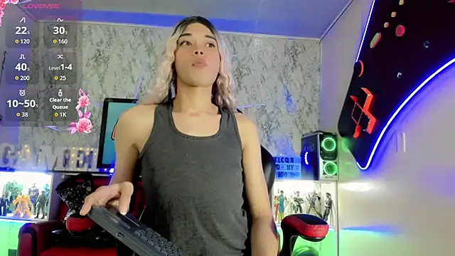 Madison Mujica online show from 13, 10, 2025