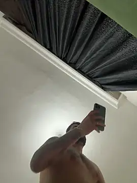 A S00 online show from 8, 4, 2026