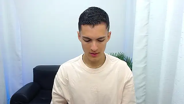 Matiius18 online show from 9, 10, 2025