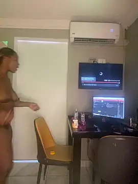 BQueen223 online show from 30, 10, 2025