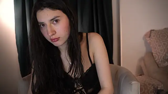 Auralea online show from 13, 7, 2026