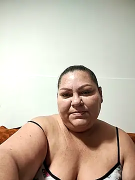 Snapshot of Miasmithr chatting on 28, 10, 2025 Miasmithr online show from 28, 10, 2025