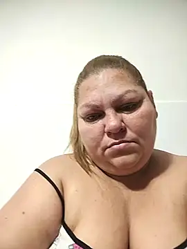 Snapshot of Miasmithr chatting on 23, 11, 2025 Miasmithr online show from 23, 11, 2025