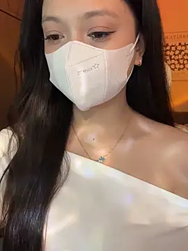 Snapshot of Nana_kute20 chatting on 11, 11, 2025 Nana kute20 online show from 11, 11, 2025