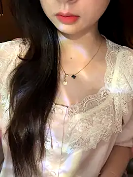 Snapshot of Nana_kute20 chatting on 12, 11, 2025 Nana kute20 online show from 12, 11, 2025