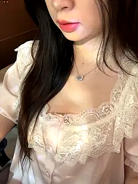 Snapshot of Nana_kute20 chatting on 20, 11, 2025 Nana kute20 online show from 20, 11, 2025