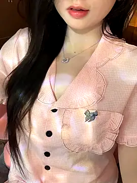 Snapshot of Nana_kute20 chatting on 30, 11, 2025 Nana kute20 online show from 30, 11, 2025