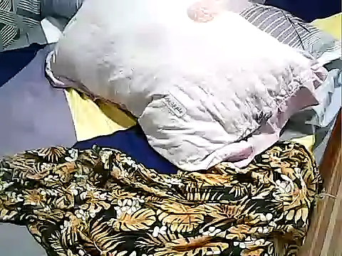 Snapshot of Shuvee1891 chatting on 21, 10, 2025 Shuvee1891 online show from 21, 10, 2025