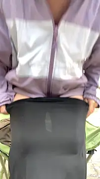 Snapshot of zhizhinaigai chatting on 23, 11, 2025 zhizhinaigai online show from 23, 11, 2025