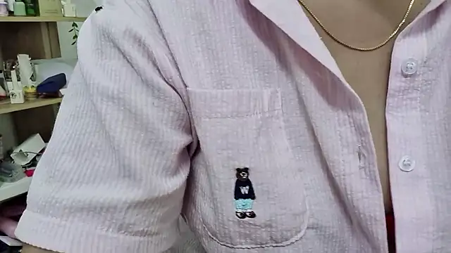 Snapshot of MichiLovely chatting on 1, 10, 2025 MichiLovely online show from 1, 10, 2025