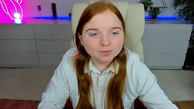 Snapshot of KattyRose8 chatting on 19, 9, 2025 KattyRose8 online show from 19, 9, 2025