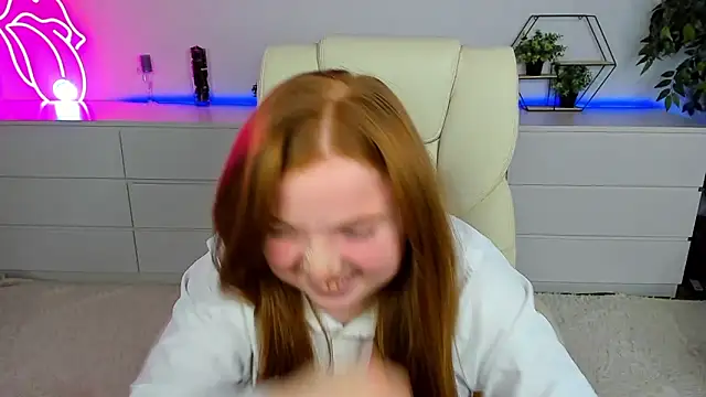 Snapshot of KattyRose8 chatting on 20, 9, 2025 KattyRose8 online show from 20, 9, 2025