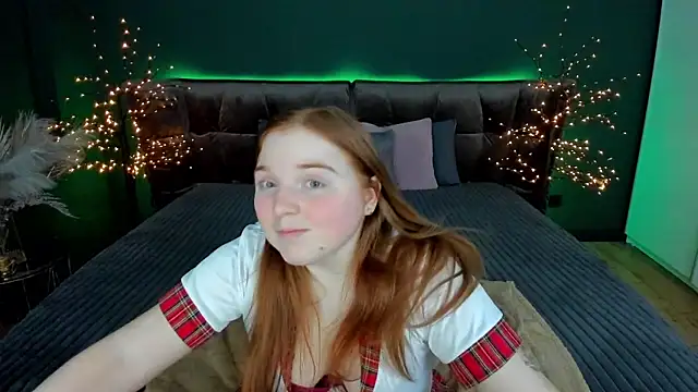 Snapshot of KattyRose8 chatting on 2, 10, 2025 KattyRose8 online show from 2, 10, 2025