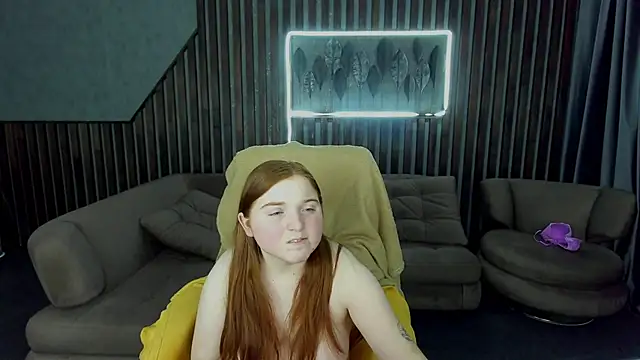 Snapshot of KattyRose8 chatting on 16, 10, 2025 KattyRose8 online show from 16, 10, 2025