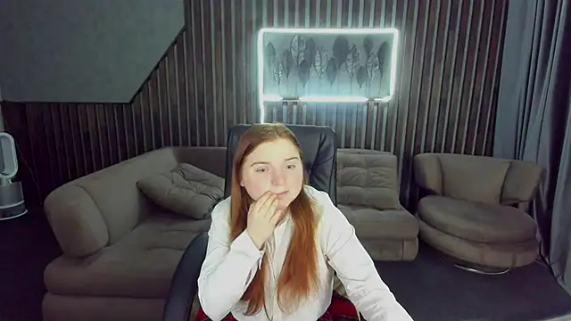 Snapshot of KattyRose8 chatting on 23, 10, 2025 KattyRose8 online show from 23, 10, 2025