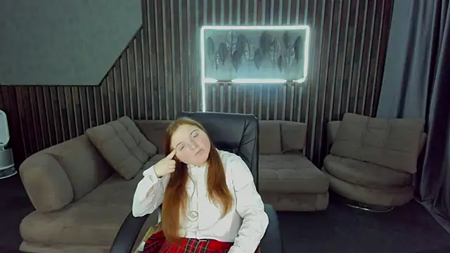 Snapshot of KattyRose8 chatting on 13, 11, 2025 KattyRose8 online show from 13, 11, 2025