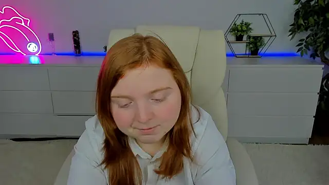 Snapshot of KattyRose8 chatting on 20, 11, 2025 KattyRose8 online show from 20, 11, 2025