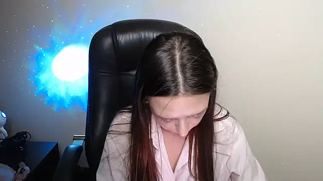 BonnieX  online show from 7, 5, 2026