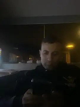 Snapshot of Junior17cm_1993 chatting on 5, 3, 2026 Junior17cm 1993 online show from 5, 3, 2026