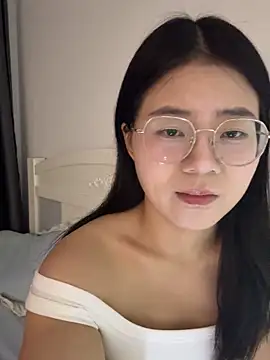 Ella-A9 online show from 27, 9, 2025