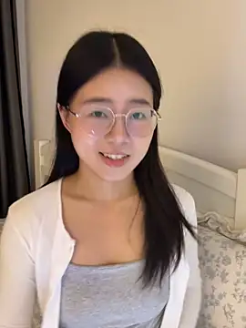 Ella-A9 online show from 30, 9, 2025