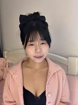 Ella-A9 online show from 15, 10, 2025