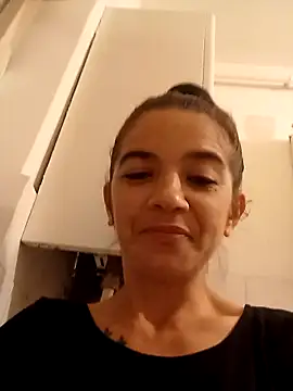 alinaalinutzq online show from 23, 11, 2025