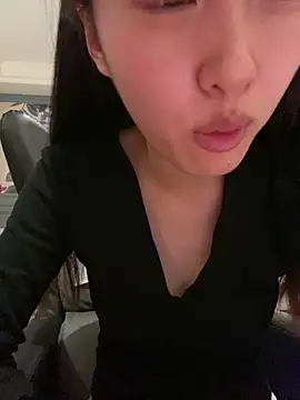 MengMeng0515 online show from 6, 2, 2026