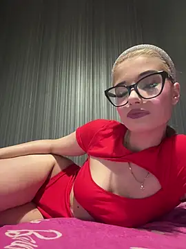 Larra69 online show from 17, 7, 2026