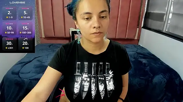 Kiara Cruz   online show from 26, 9, 2025