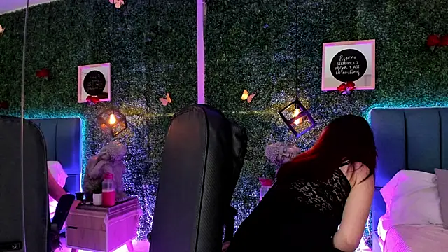 Snapshot of Linagh_ chatting on 1, 6, 2026 Linagh online show from 1, 6, 2026