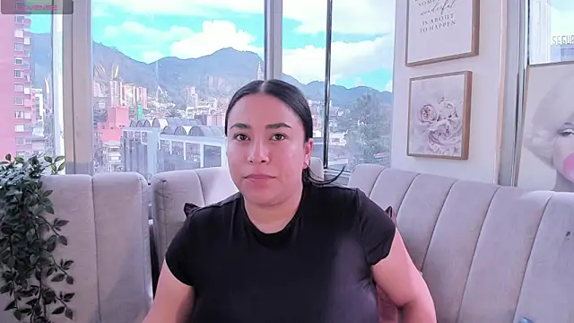 Zoey thompson online show from 7, 10, 2025