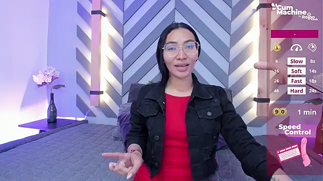 Snapshot of lucyy_liiuu chatting on 3, 10, 2025 lucyy liiuu online show from 3, 10, 2025