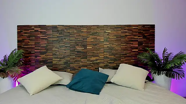 Snapshot of lucyy_liiuu chatting on 28, 10, 2025 lucyy liiuu online show from 28, 10, 2025