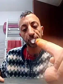 Snapshot of Blackmen_90 chatting on 24, 11, 2025 Blackmen 90 online show from 24, 11, 2025