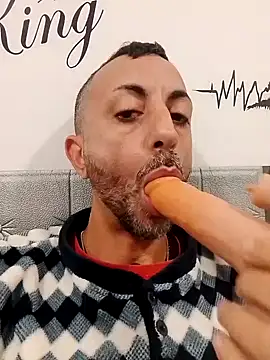 Snapshot of Blackmen_90 chatting on 27, 11, 2025 Blackmen 90 online show from 27, 11, 2025