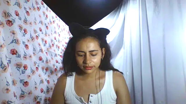 Anabelhotxx16 online show from 15, 9, 2025