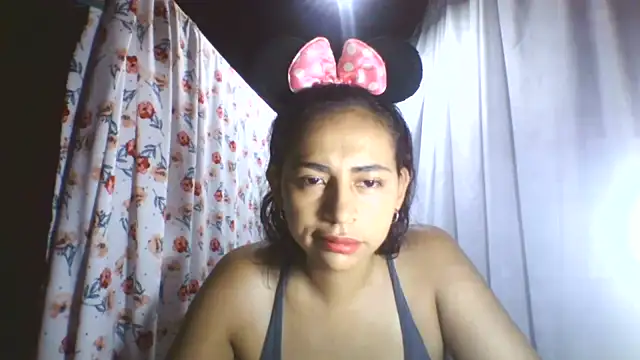 Anabelhotxx16 online show from 19, 9, 2025