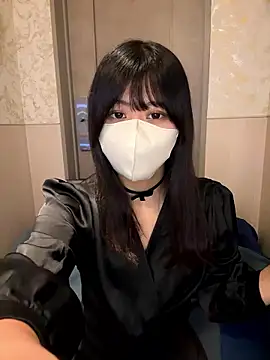 Snapshot of 0p-saki-p0 chatting on 1, 10, 2025 0p-saki-p0 online show from 1, 10, 2025