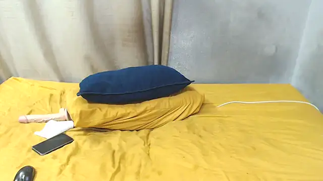 curvydarckcohocolate online show from 4, 4, 2026