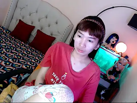 ShantalFoxxy  online show from 24, 10, 2025