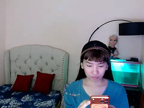 ShantalFoxxy  online show from 22, 3, 2026