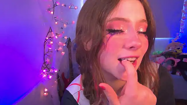 Lil bela online show from 3, 12, 2025