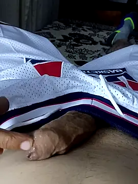 Julian2236 online show from 5, 12, 2025