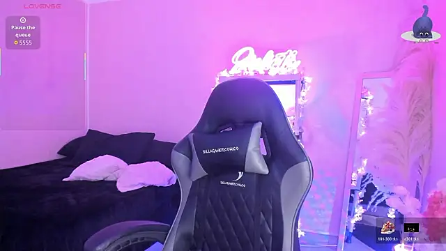 JuliethMoss online show from 10, 2, 2026