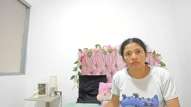 Snapshot of ivy_moon05 chatting on 30, 9, 2025 ivy moon05 online show from 30, 9, 2025