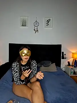 Snapshot of Mar_Linn chatting on 8, 11, 2025 Mar Linn online show from 8, 11, 2025