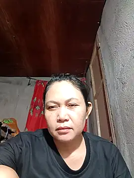 Everleigh mom online show from 2, 11, 2025