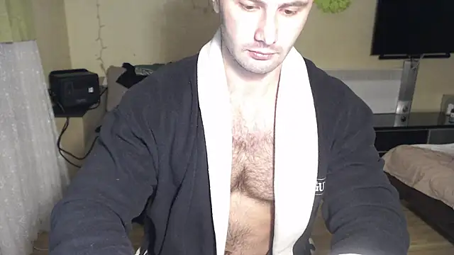 muscle uncut online show from 17, 12, 2025